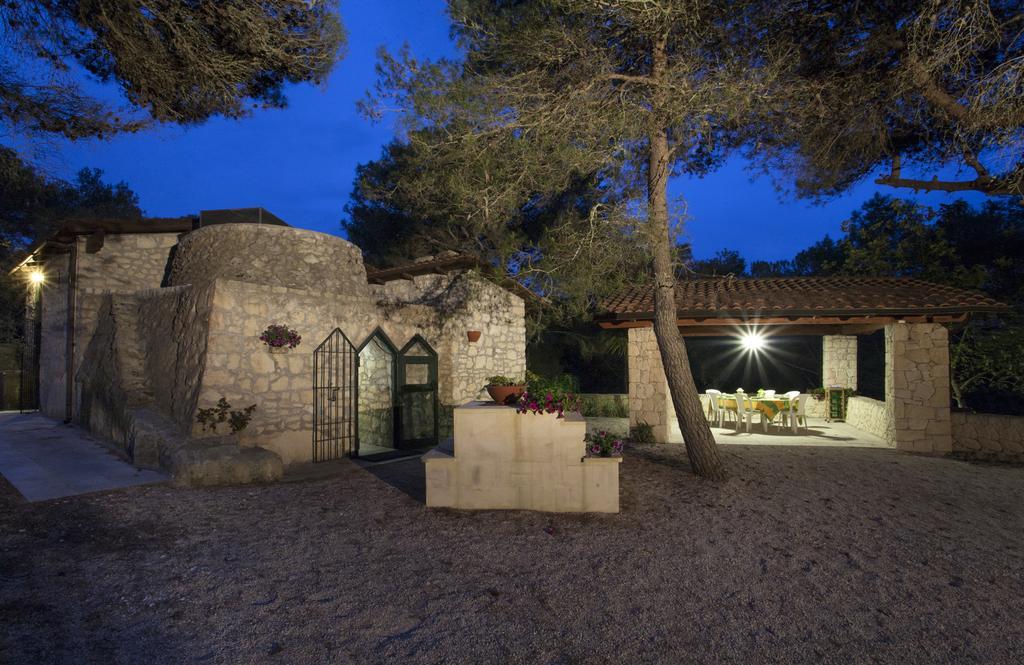 Trullo In The Wood Villa Nardò Екстериор снимка